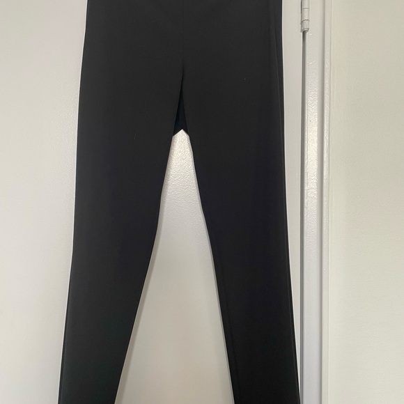 Black Leggings Tahari. Size 2 - Picture 6 of 6
